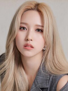 Mina (TWICE)